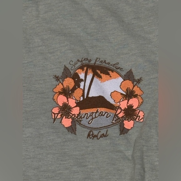 Huntington Beach T Shirt - Picture 2 of 4